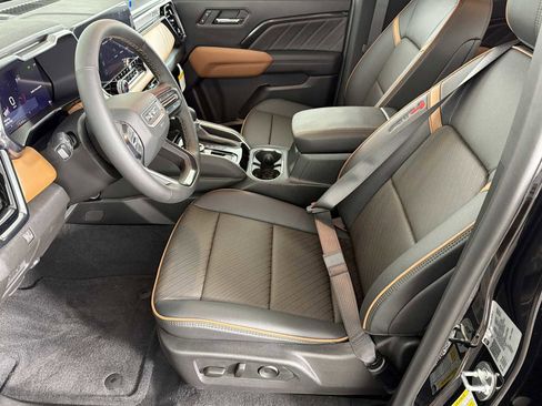 New 2026 GMC Canyon AT4 w/ AT4 Premium Package image 16