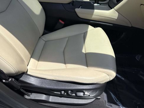 Used 2019 Cadillac XT5 Premium Luxury w/ Driver Assist Package FWD image 28