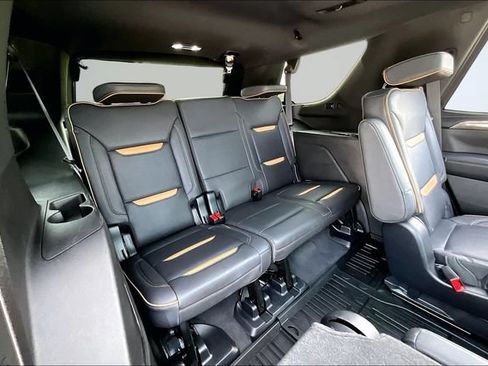 Used 2023 GMC Yukon AT4 w/ AT4 Premium Plus Package AWD/4WD image 26