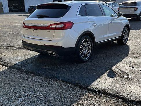 Used 2018 Lincoln MKX Reserve w/ Driver Assistance Package FWD image 7
