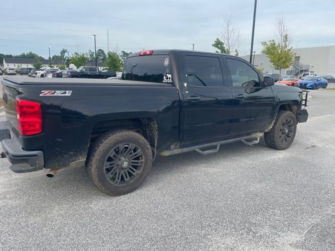 Used 2017 Chevrolet Silverado 1500 LT w/ All Star Edition AWD/4WD image 5