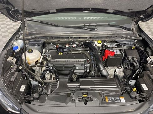 Used 2025 Ford Escape Platinum image 35