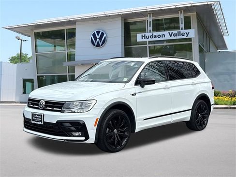 Certified 2021 Volkswagen Tiguan SE R-Line w/ 3rd Row Seat Package image 1