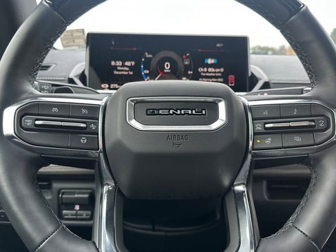 Used 2025 GMC Sierra EV Denali image 33