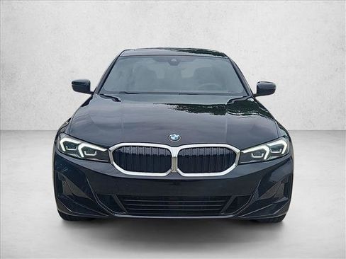 Used 2026 BMW 330i Sedan w/ Convenience Package RWD image 4