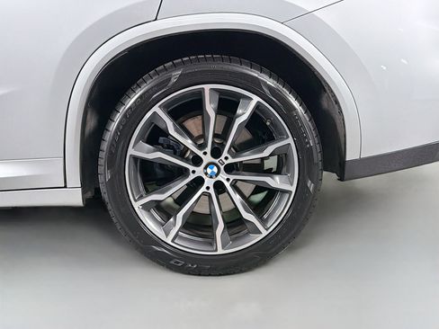 Used 2019 BMW X4 M40i w/ Driving Assistance Package image 31