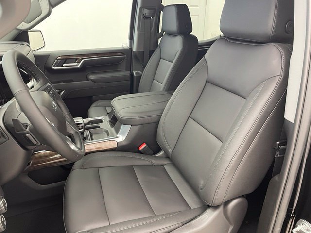 New 2026 Chevrolet Silverado 1500 RST w/ Convenience Package II AWD/4WD image 16