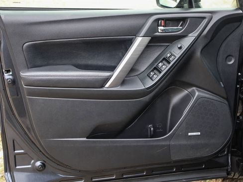 Used 2016 Subaru Forester 2.0XT Touring w/ Eyesight & Navigation System image 19