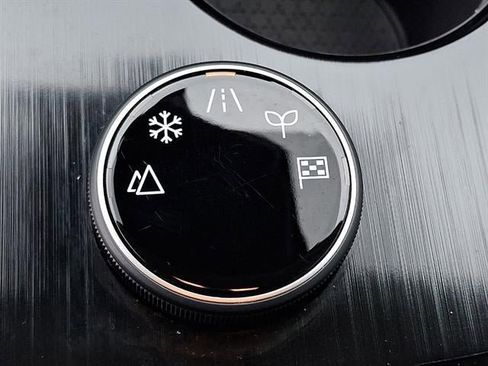 Used 2021 Nissan Rogue SL w/ Premium Package image 26