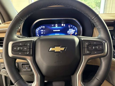 Used 2023 Chevrolet Tahoe Premier w/ Premium Package AWD/4WD image 30