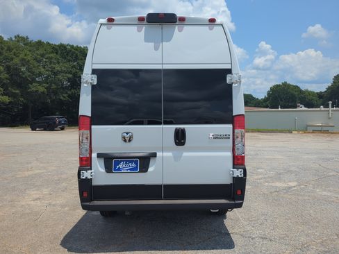 New 2026 RAM ProMaster 3500 w/ Premium Convenience Group FWD image 4