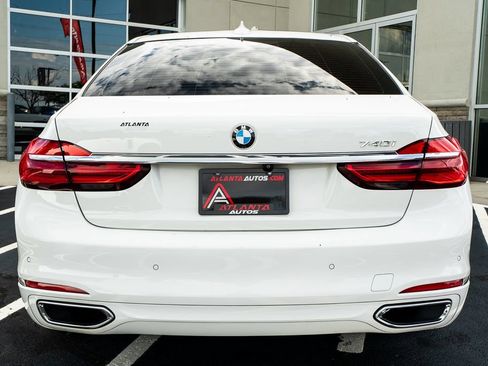 Used 2018 BMW 740i RWD image 15
