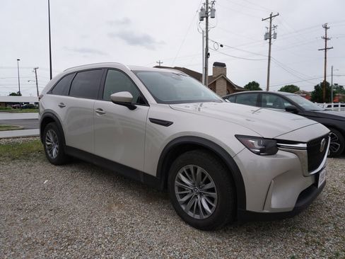 Used 2024 MAZDA CX-90 3.3 Turbo w/ Preferred Plus AWD/4WD image 10