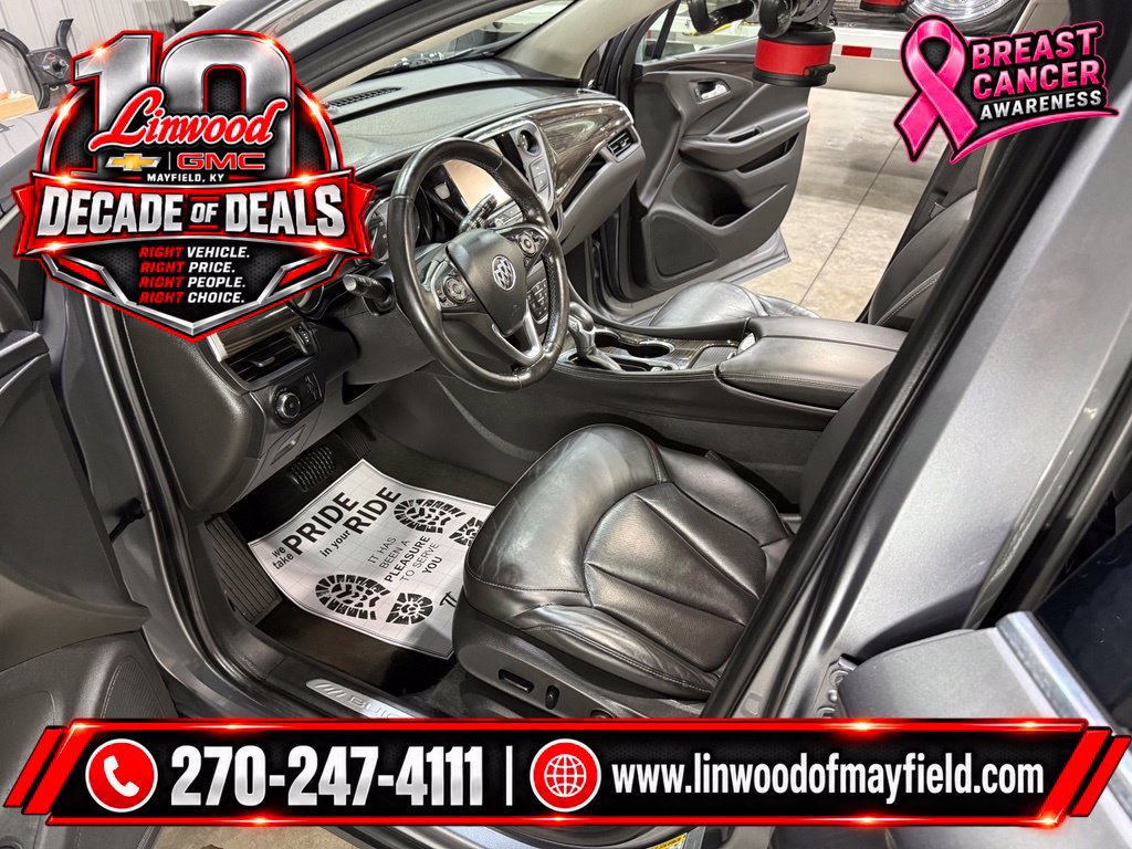 Used 2019 Buick Envision Essence FWD image 11
