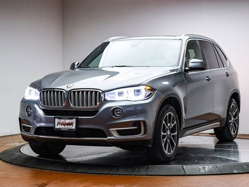 Used 2017 BMW X5 xDrive35d image 1