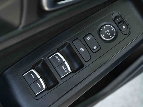 Used 2025 Honda Civic Sport image 37