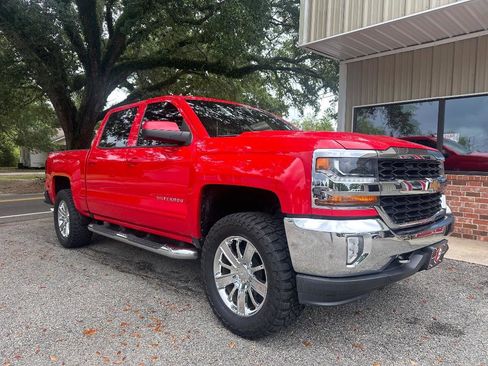 Used 2018 Chevrolet Silverado 1500 LT w/ All Star Edition AWD/4WD image 1