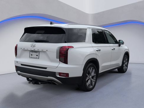 Used 2021 Hyundai Palisade SEL w/ Premium Package FWD image 3