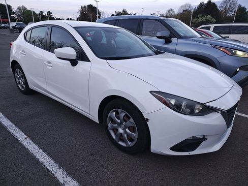 Used 2016 MAZDA MAZDA3 i Sport image 3