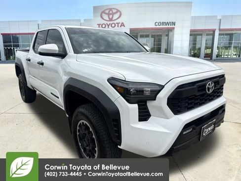 Used 2024 Toyota Tacoma TRD Off-Road w/ TRD Off Road Upgrade Package AWD/4WD image 2