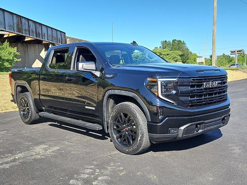 Certified 2023 GMC Sierra 1500 Elevation w/ LPO, Elevation Black Package AWD/4WD image 1