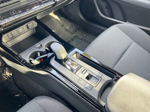 Used 2025 Toyota Prius LE image 26