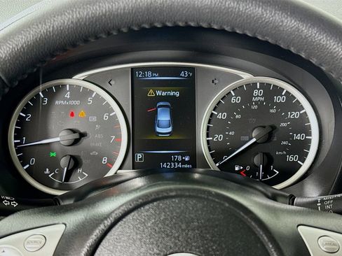 Used 2017 Nissan Sentra SR image 12