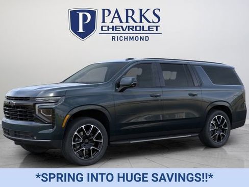 New 2026 Chevrolet Suburban RST image 2