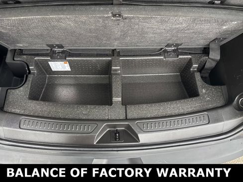 Used 2023 GMC Acadia SLE w/ Driver Convenience Package image 12