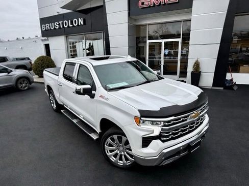 Used 2023 Chevrolet Silverado 1500 LTZ w/ LTZ Premium Package image 2