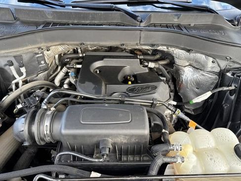 Used 2020 Ford Explorer XLT w/ Comfort Package image 20