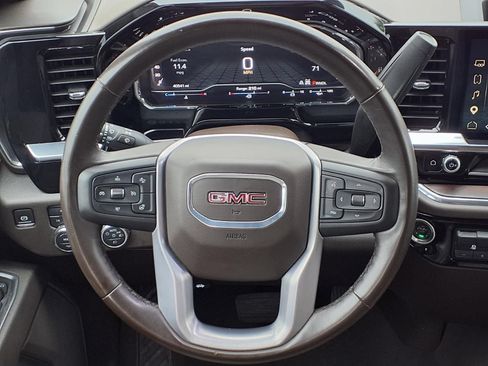 Used 2025 GMC Sierra 1500 SLT AWD/4WD image 12