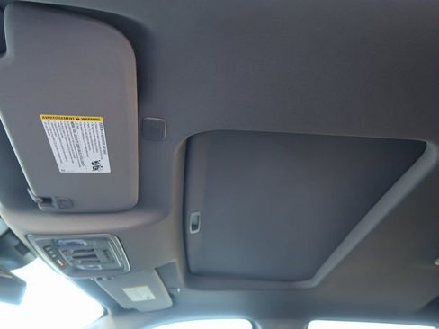 New 2026 GMC Sierra 1500 SLT w/ SLT Premium Plus Package image 9