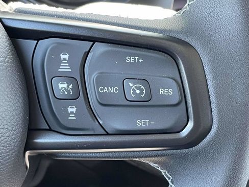 Used 2026 Jeep Gladiator Sport AWD/4WD image 30