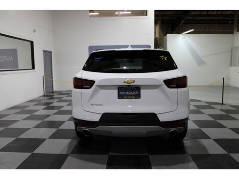 Used 2024 Chevrolet Blazer LT image 5