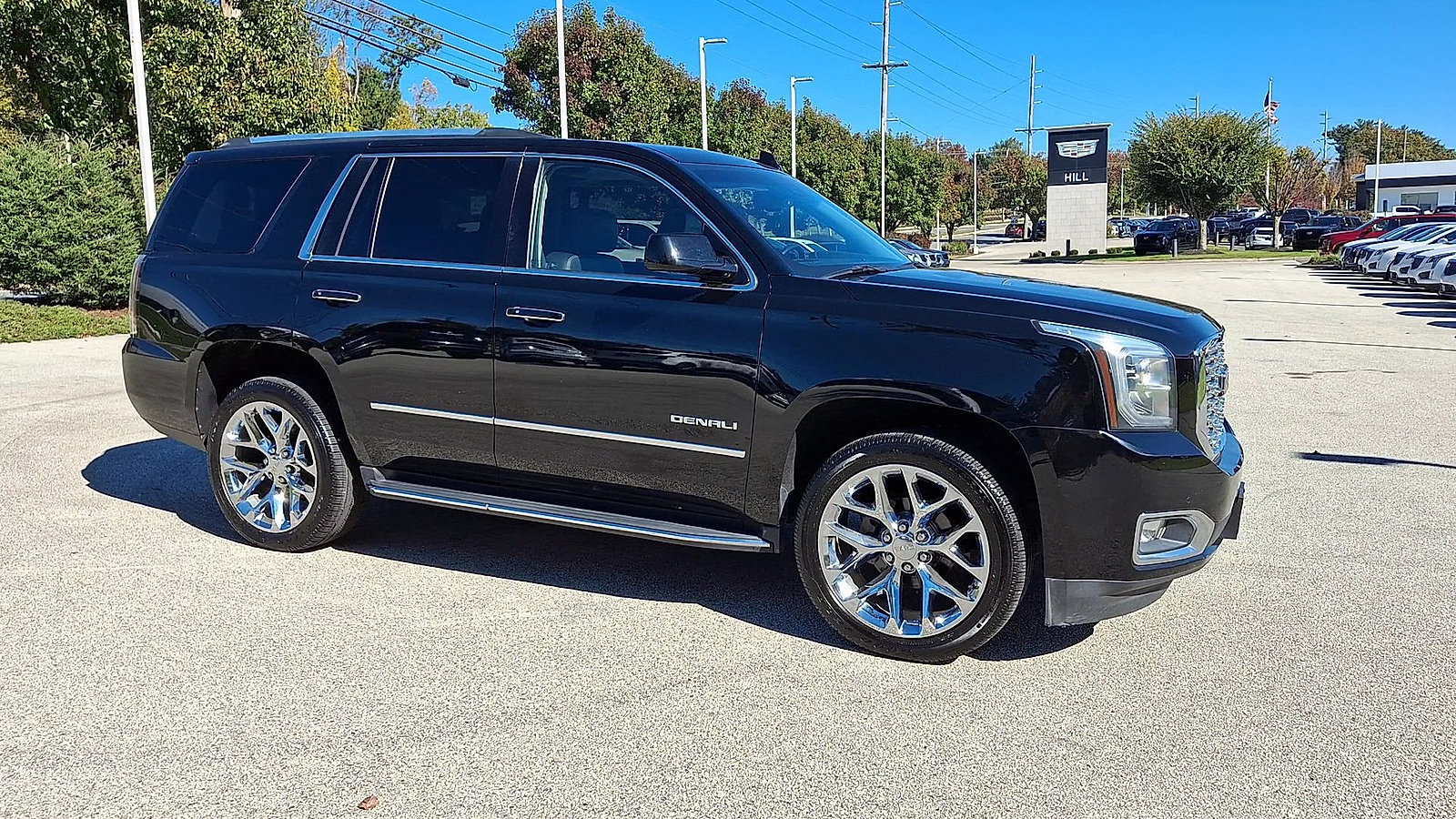 Used 2018 GMC Yukon Denali w/ Open Road Package AWD/4WD image 2