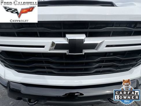 Used 2024 Chevrolet Silverado 2500 Custom AWD/4WD image 36