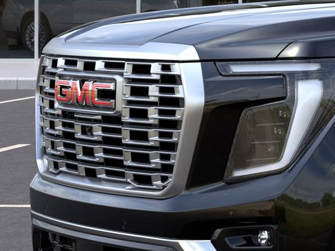 New 2025 GMC Yukon XL Denali w/ Denali Reserve Package image 24