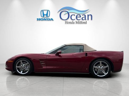 Used 2007 Chevrolet Corvette Convertible w/ Preferred Equipment Group RWD image 6