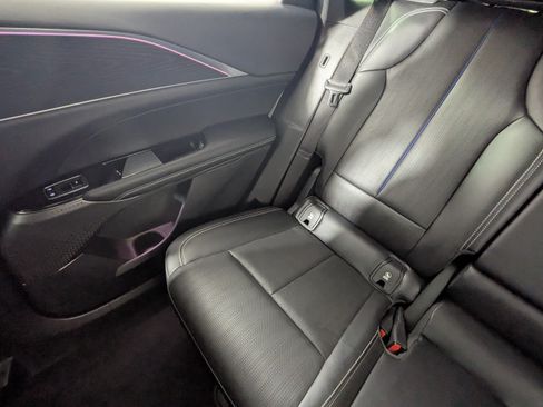 Used 2024 Cadillac Lyriq Luxury RWD image 13