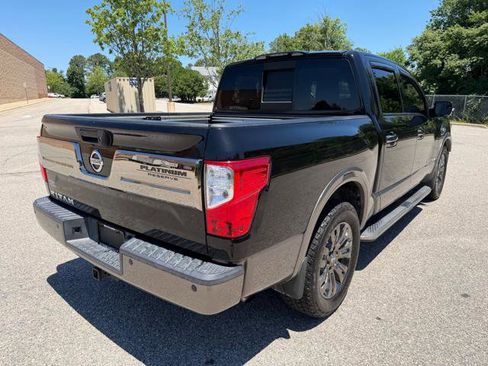 Used 2017 Nissan Titan Platinum Reserve RWD image 4
