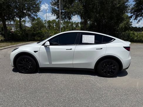 Used 2021 Tesla Model Y 2WD image 15