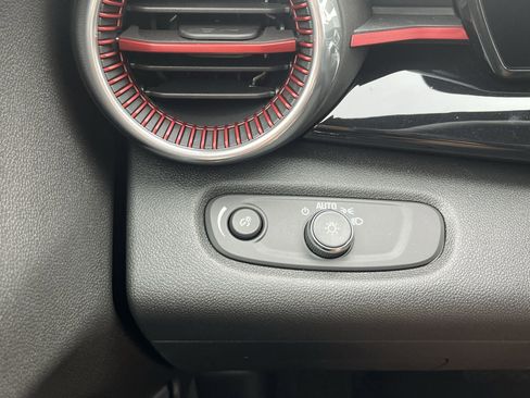 New 2026 Chevrolet Trax RS w/ Driver Confidence Package image 17