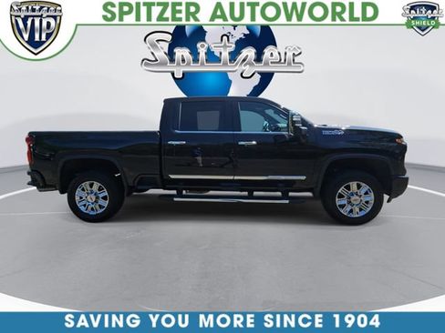 Used 2024 Chevrolet Silverado 2500 High Country w/ Z71 Off-Road Package AWD/4WD image 8