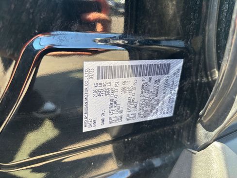 Used 2025 Nissan Rogue SV FWD image 31