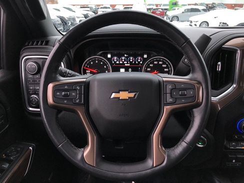 Used 2020 Chevrolet Silverado 1500 High Country w/ Technology Package image 20