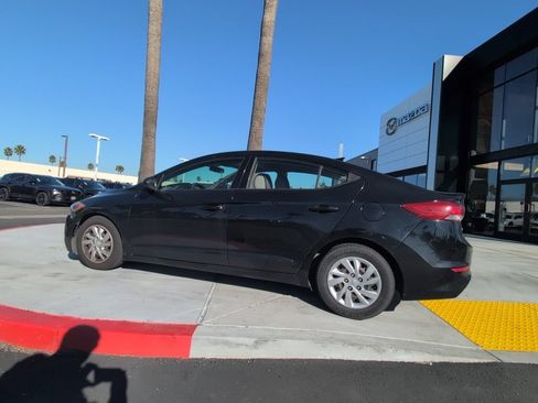 Used 2017 Hyundai Elantra SE FWD image 10