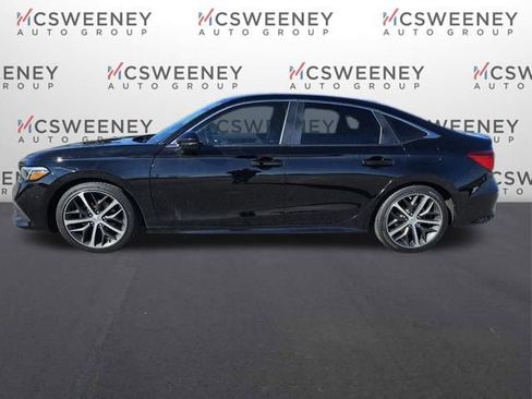 Used 2024 Honda Civic Touring image 2