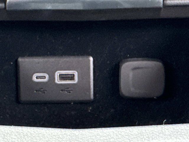 Certified 2024 Cadillac XT4 Sport FWD image 22
