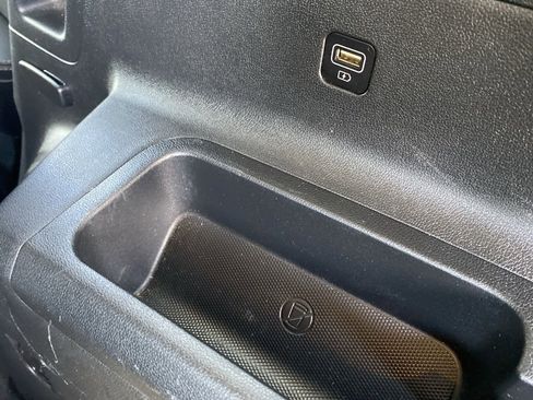 Certified 2021 Kia Sorento LX image 19